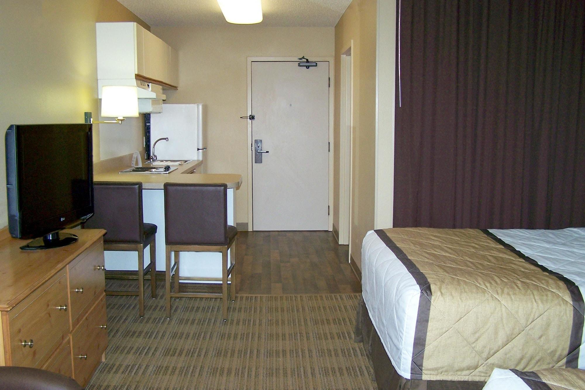 Extended Stay America Suites - St Louis - Westport - Central Maryland Heights Bagian luar foto