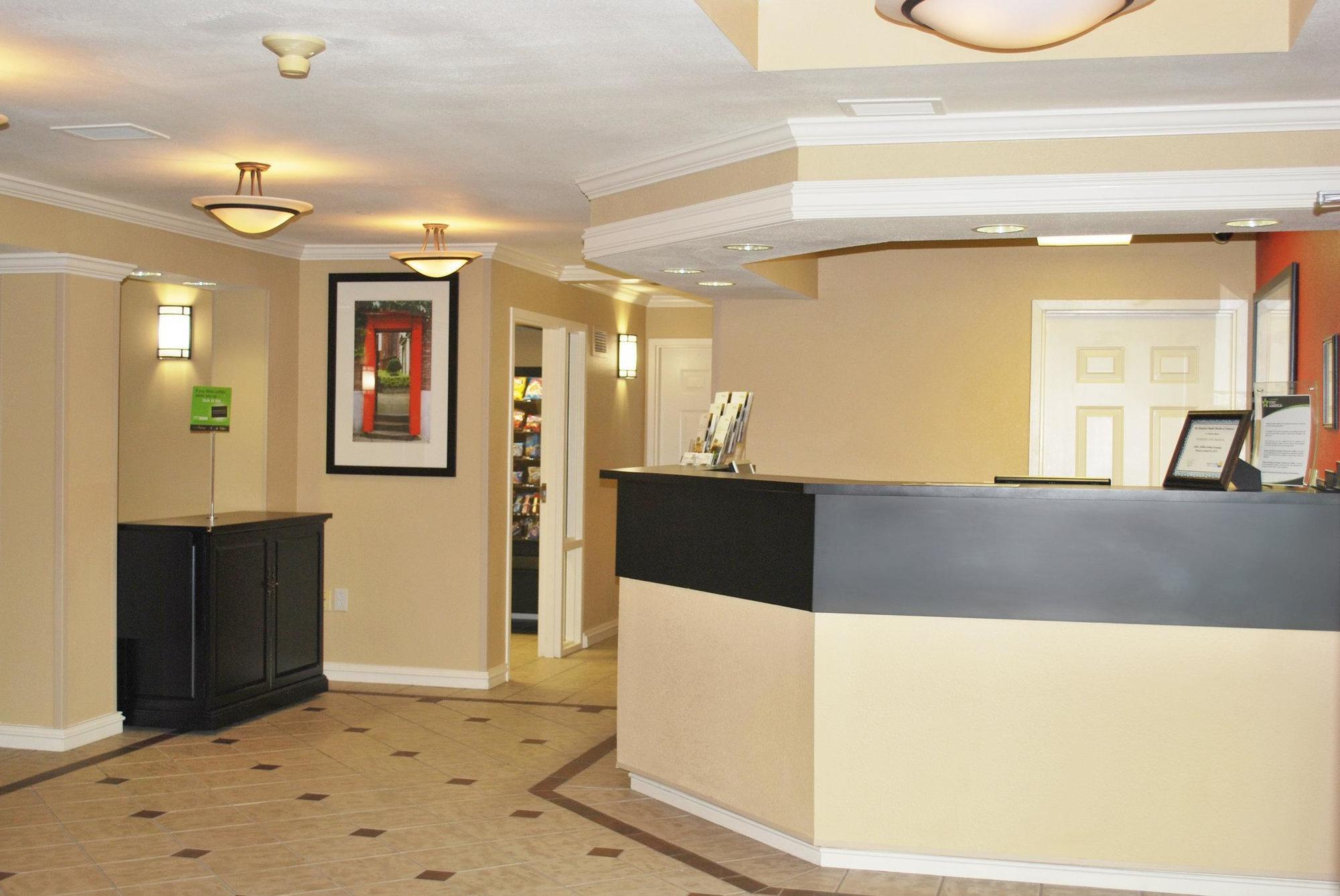 Extended Stay America Suites - St Louis - Westport - Central Maryland Heights Bagian luar foto