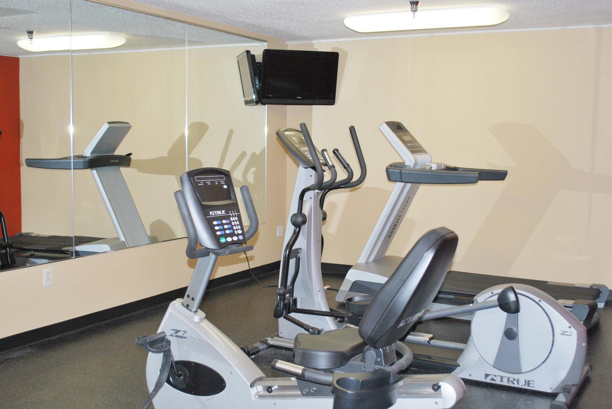 Extended Stay America Suites - St Louis - Westport - Central Maryland Heights Bagian luar foto